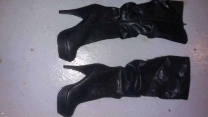 Leather boots (new)
