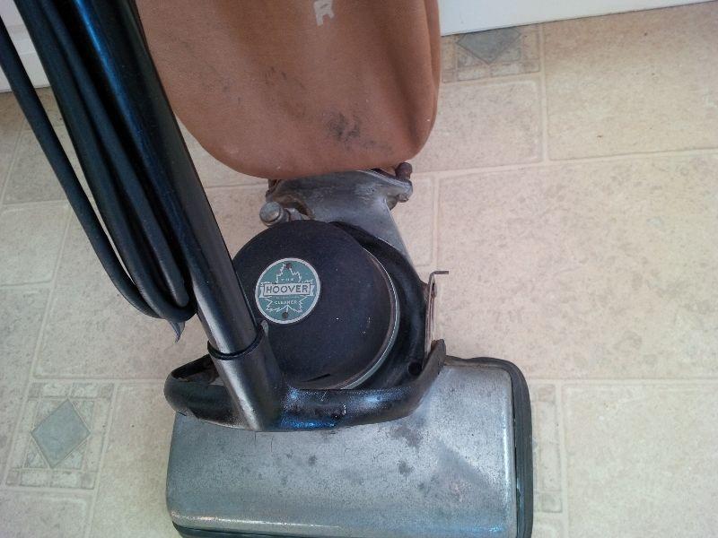 1920-30 Hoover Vacuum cleaner