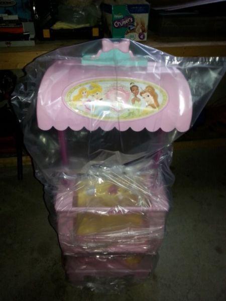 Disney Princess Bake stand