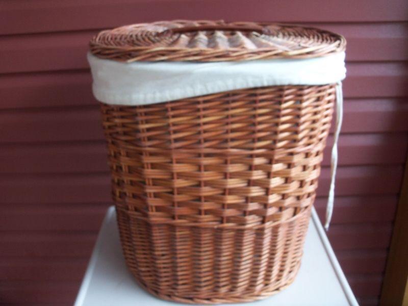 Large size Wicker Laundry Basket with liner and leather handle!