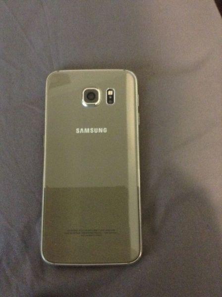 Gold Samsung Galaxy S6 (telus)
