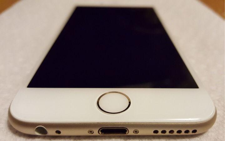 iPhone 6 16GB Gold [Unlocked] W/T CASES *MINT CONDITION*