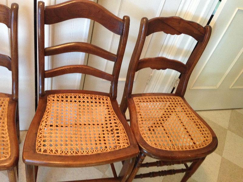 Beautiful Set of 4 Antique Chairs, great condition, sturdy