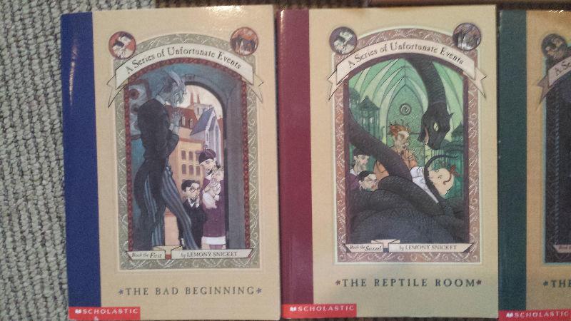 A series of Unfortunate Events set of 10 books