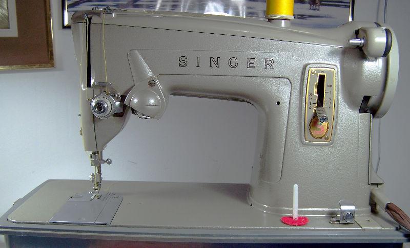 SINGER 329J HEAVY DUTY STRAIGHT STITCH SEWING MACHINE