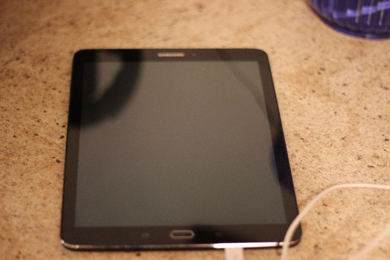 Galaxy S2 Tablet Like New
