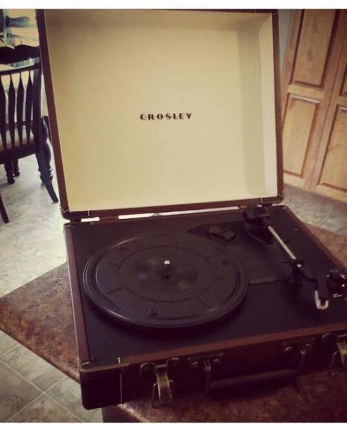 Record Player good condition