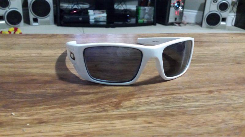 Oakley fuel cells polarized