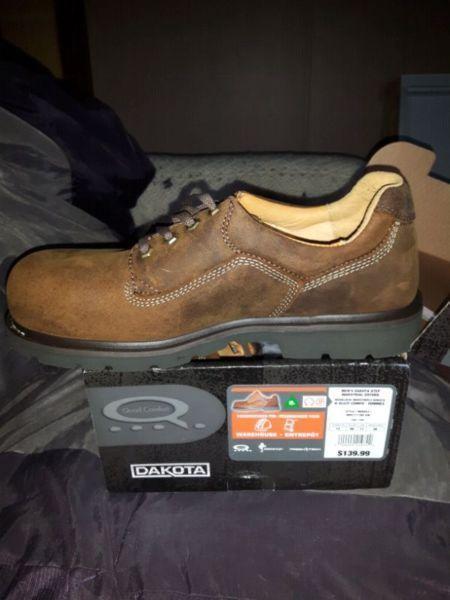Mens size 12 steel toe shoes