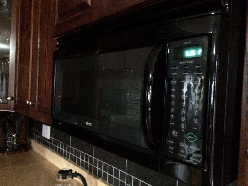 Black Kenmore Built In Microwave Oven