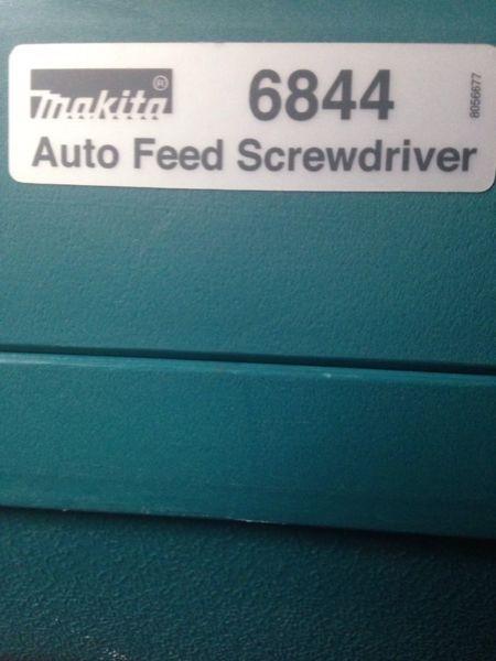 Mikita auto feeder screw gun PRICE REDUCED