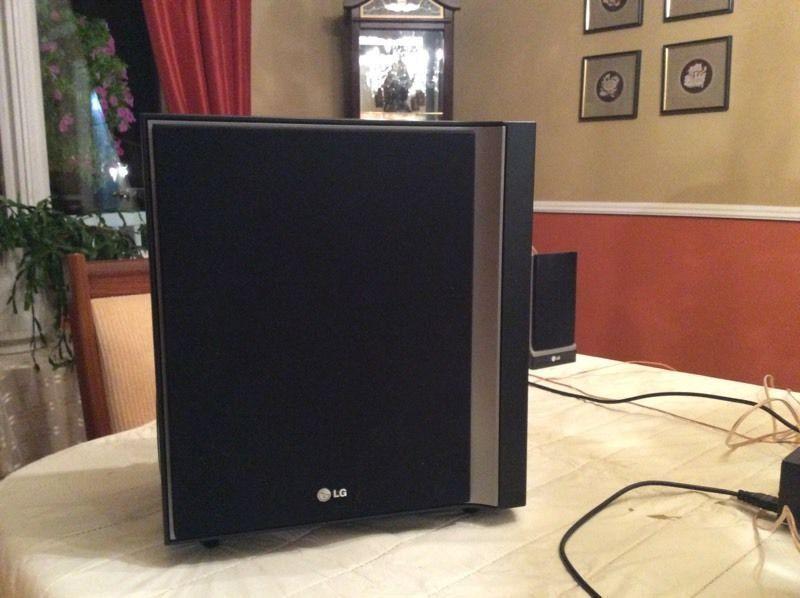 LG 5.1 surround sound system