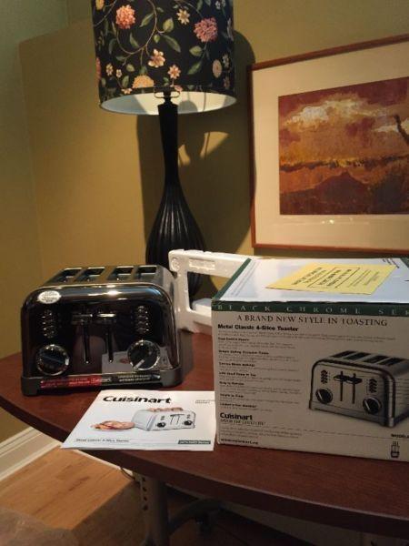 CUISINART 4-SLICE TOASTER - NEW IN BOX