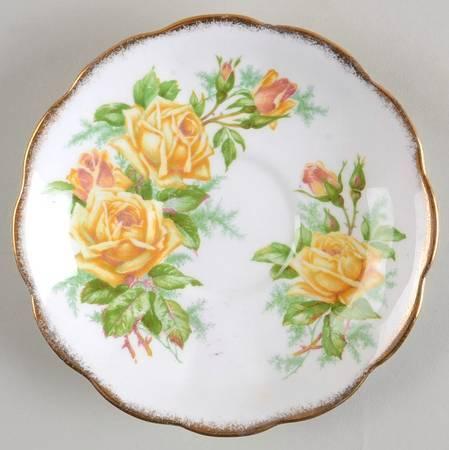 Royal Albert Yellow Tea Rose Saucer