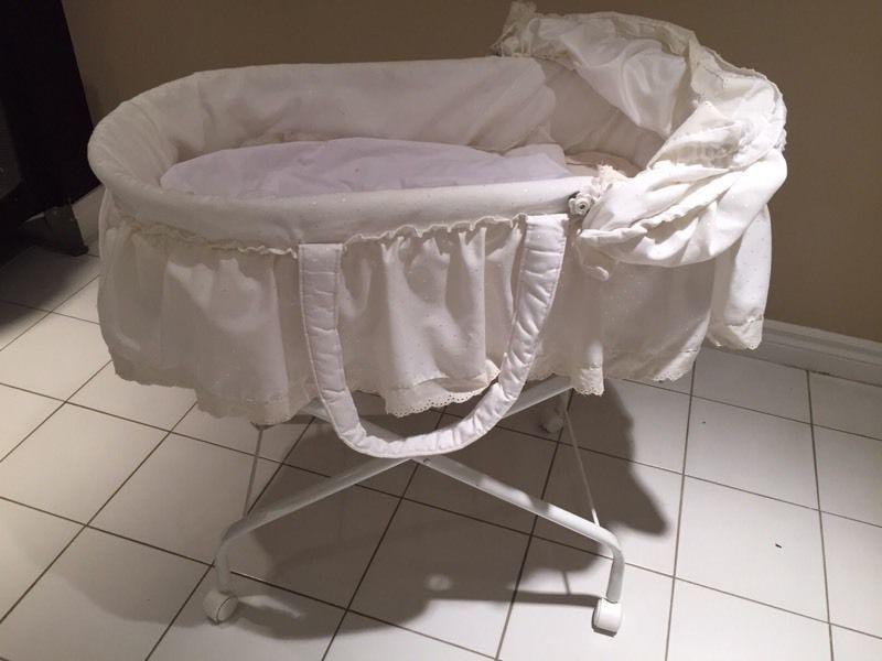 Baby bassinet with stand sheet and mattress cover