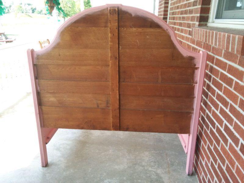 Antique pink princess bed /twin