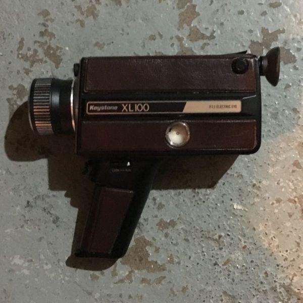 Vintage Super 8 Camera -- GREAT CONDITION