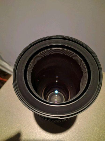 AF-S NIKKOR 24-120mm f/3.5-5.6 G Lens - in great condition!