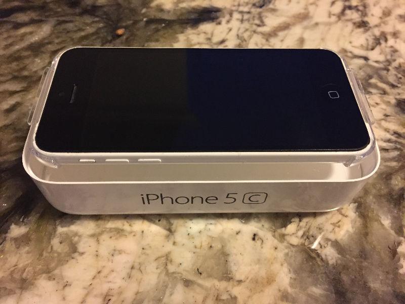 White iPhone 5c 16GB - Unlocked