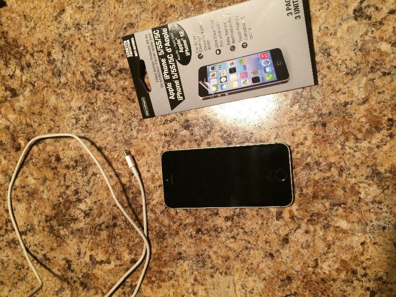 iPhone 5s 16gb bell/vervain space grey nothing owing works great
