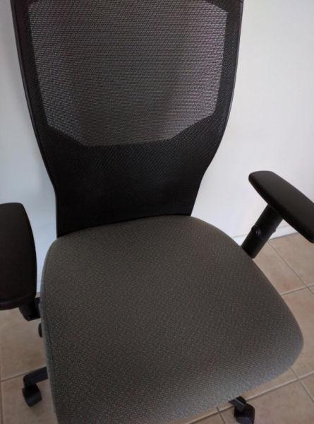 Computer / Office Chair-ALERO-Made In Canada-New Condition