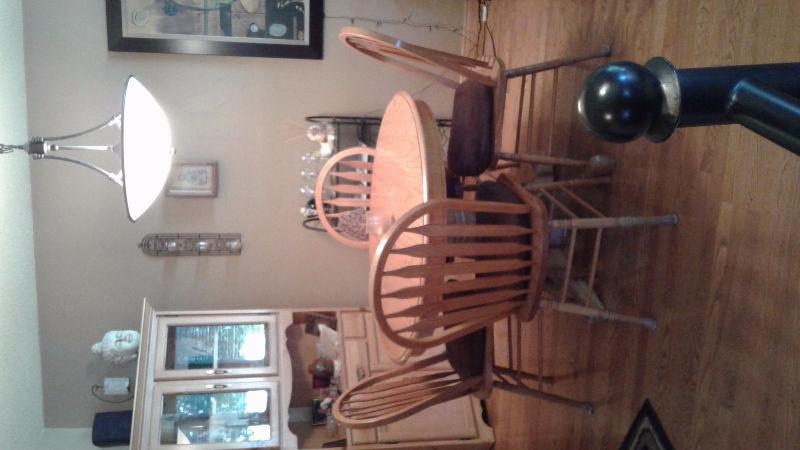 Oak dinning room set