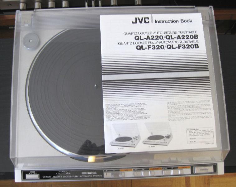 JVC Turntable Model QL-F320