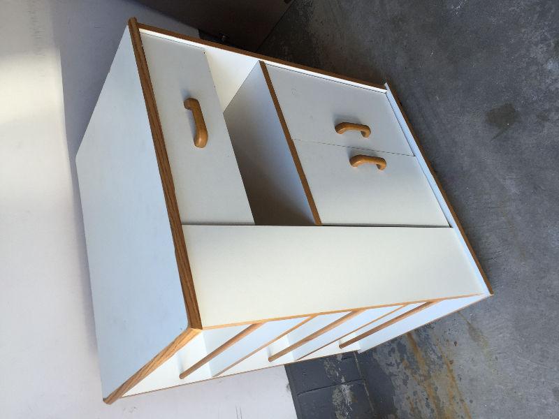 Microwave Table