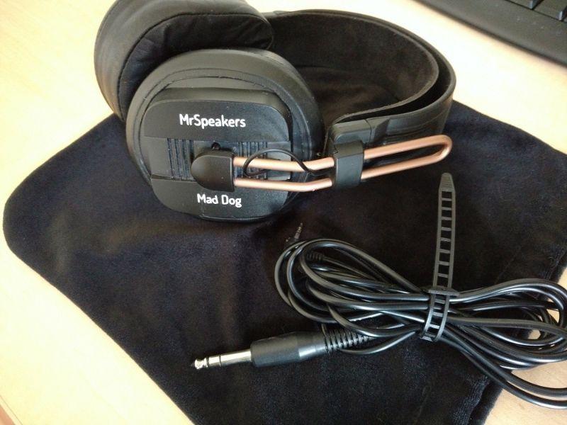 MrSpeakers Mad Dog headphones