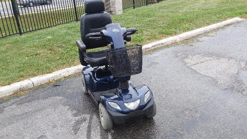 Invacare Pegasus Scooter scooter 400 lbs capacity