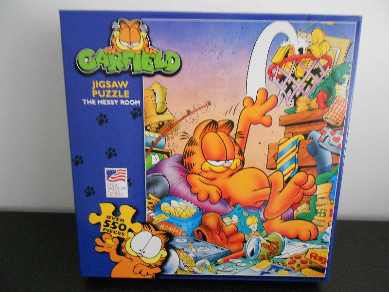 Garfield Puzzle and others / casse-têtes - various prices