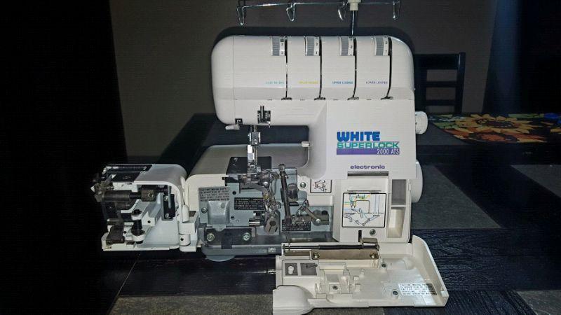 White Superlock 2000 ATS Serger, Sewing Machine