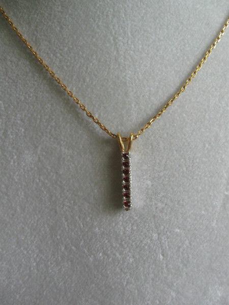EXTRA-FINE VINTAGE CHAIN-LINK NECKLACE / RUBY-STUDDED PENDANT