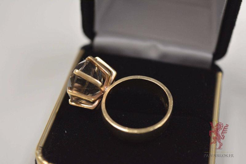 The Honest Pawnbroker - 14KT Heavy Gold Solitaire Ring Size 6.5