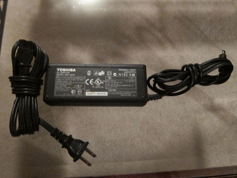 Toshiba ADP-60FB Laptop Adapter 15V 5A 75W Charger Power Supply