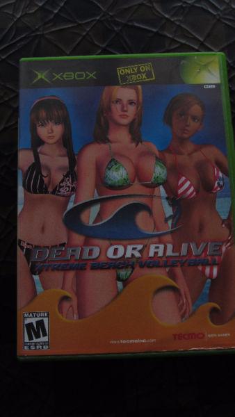 DOA : Xtreme Beach Volleyball (2003 Xbox) - mint condition