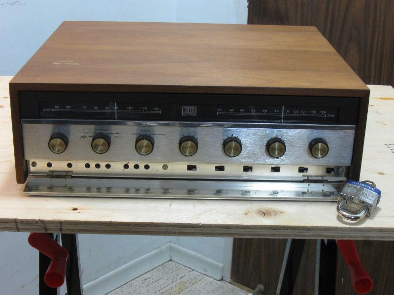 Heathkit Receiver For Parts or Repair