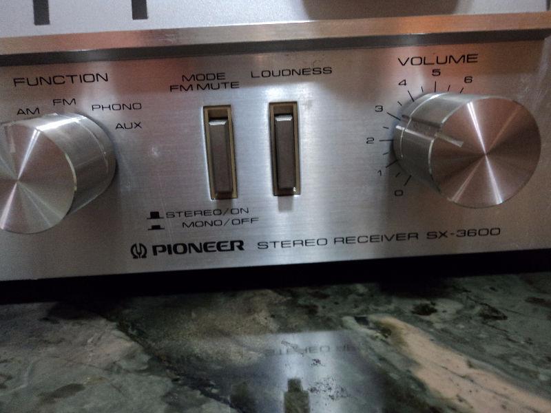 Pioneer SX-3600 -VINTAGE- AM/FM Stereo Receiver