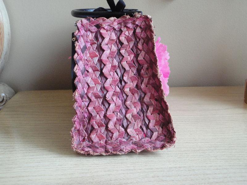 Vintage wicker weave with pink flower basket style purse bag