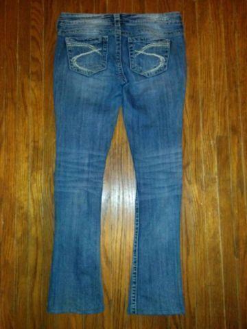 SILVER TUESDAY JEANS SKINNY/BOOT SZ 29 X 31