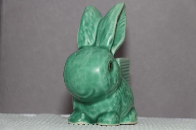 Green Sylvac Pottery Rabbit/Bunny Match Striker # 1064
