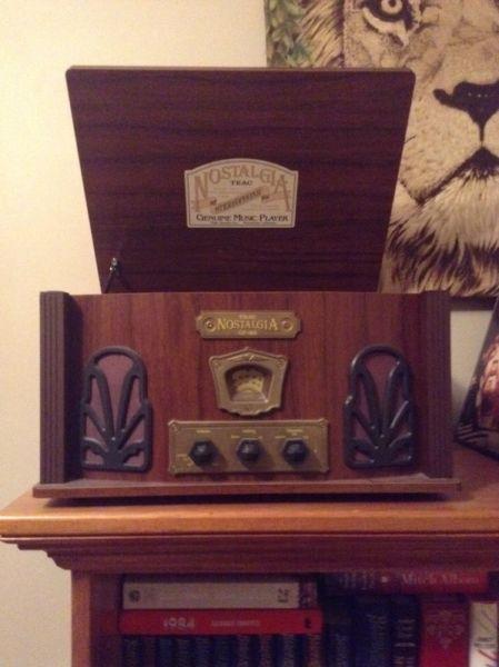 Nostalgia Gf-180 Record player + radio