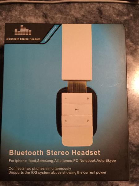 Blue tooth stereo headset New in box Make offer