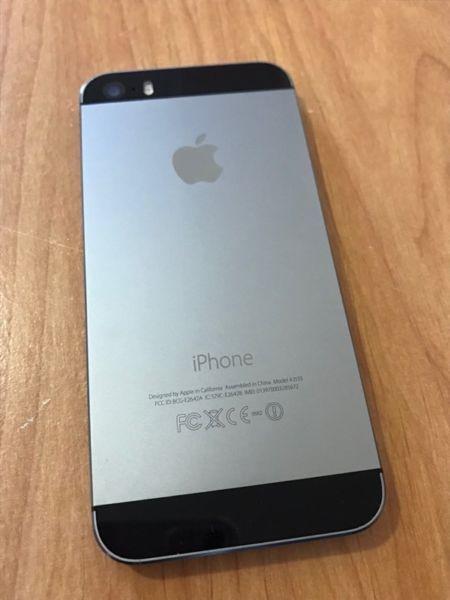 iPhone 5s with telus perfect condition