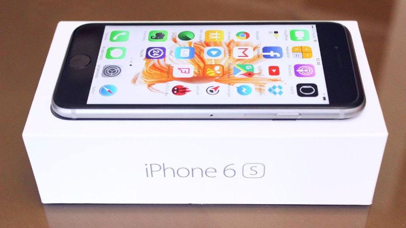*x< Brand New Rogers iPhone 6s Space Grey >x*