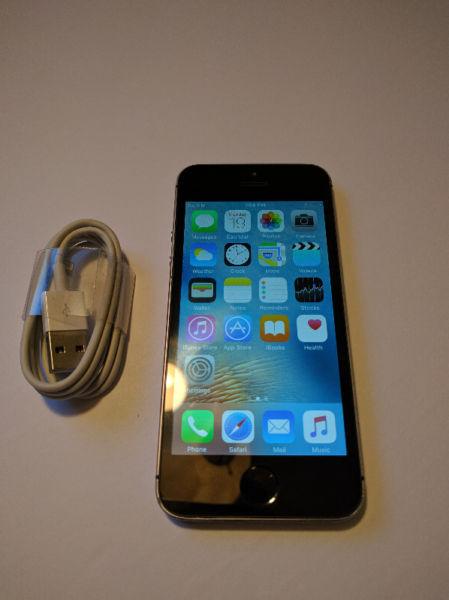 Apple iPhone 5s Space Grey 16GB (Rogers)