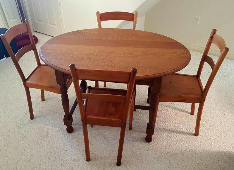 Dining room table with 4 chairs (not a set)