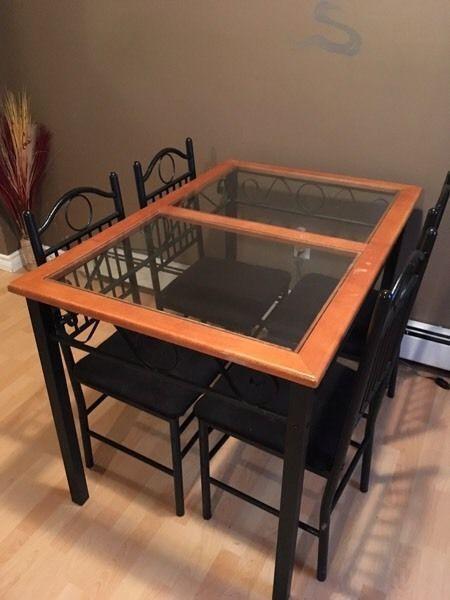 Kitchen table set - OBO