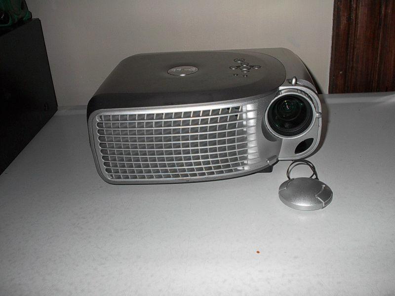 Dell 1201 Projector