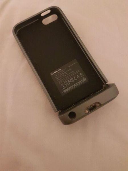 iPhone 5s battery case